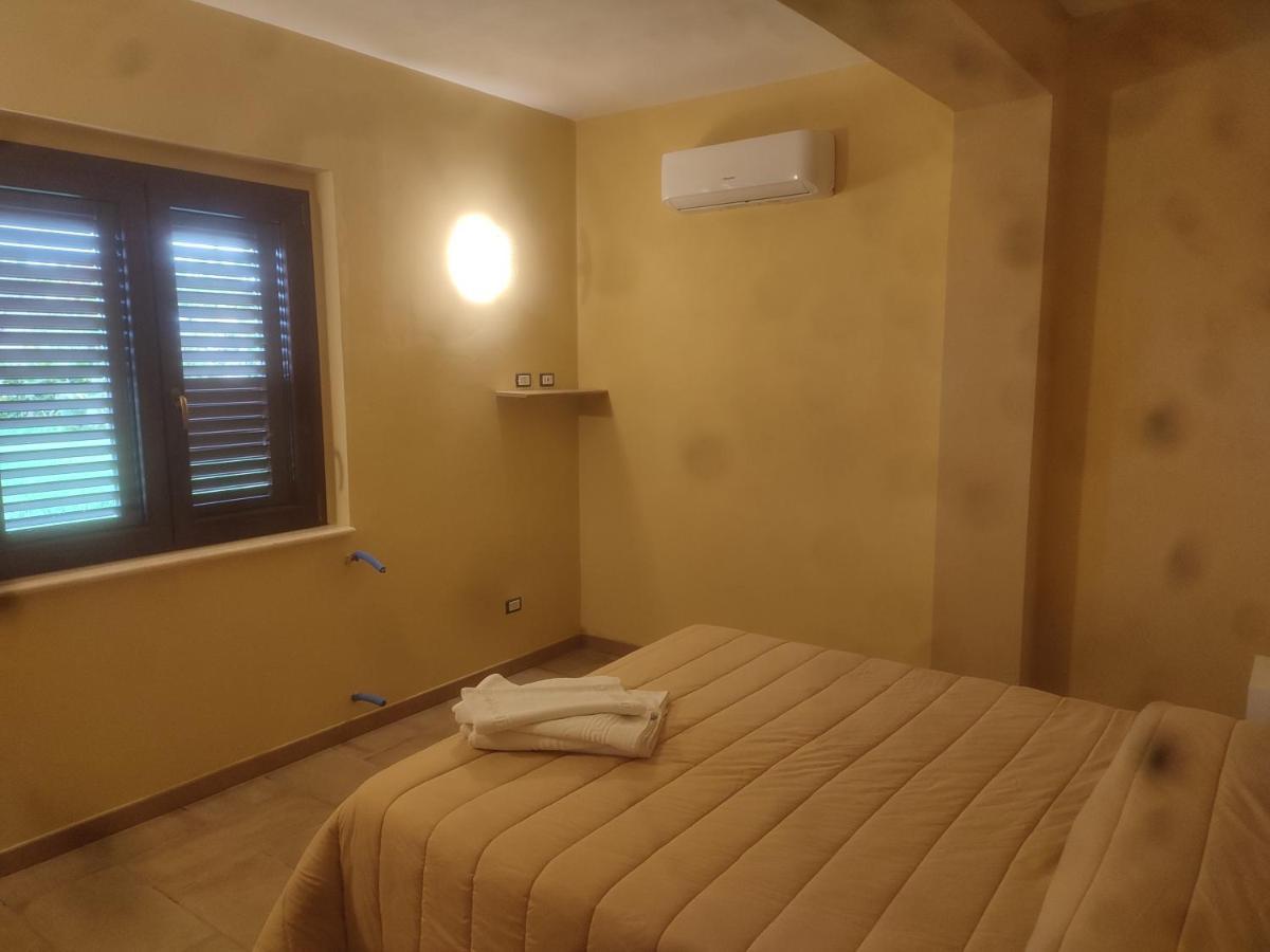 Appartament Noemi Apartment Ricadi Exterior photo